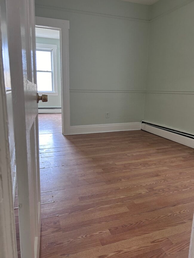 Building Photo - 195 Cambridge Ave