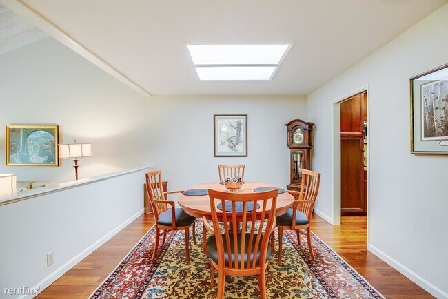 Building Photo - 2 br, 2 bath Condo - 2488 Golf Links Cir