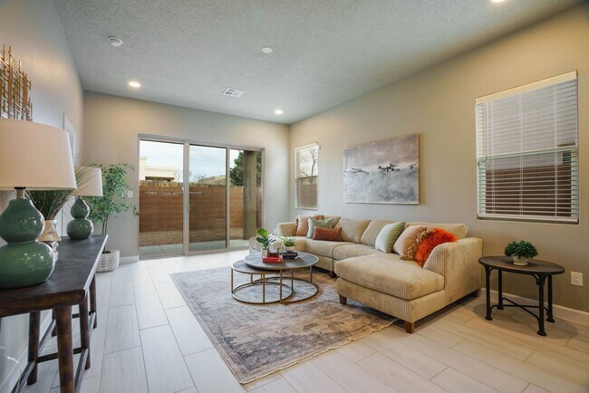Foto del edificio - 3289 Oakmount Dr SE