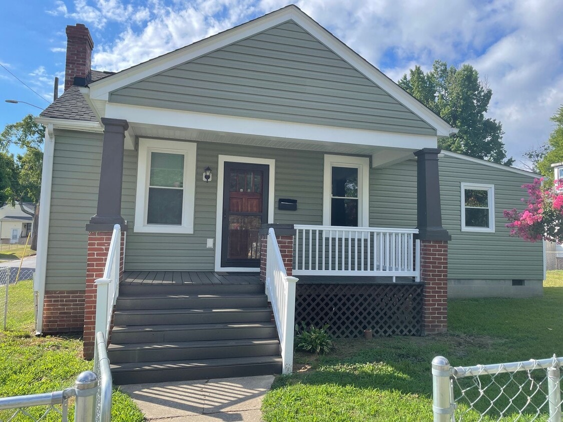 Foto principal - 3 Bedroom 1 Bath Single story