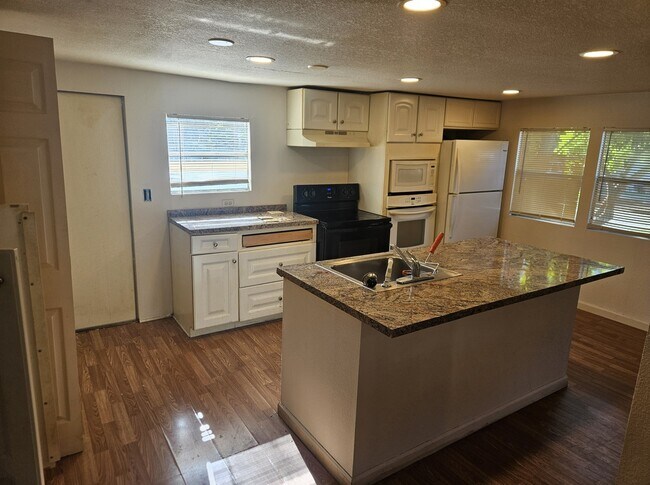 Foto del edificio - 13530 SW 7th Pl