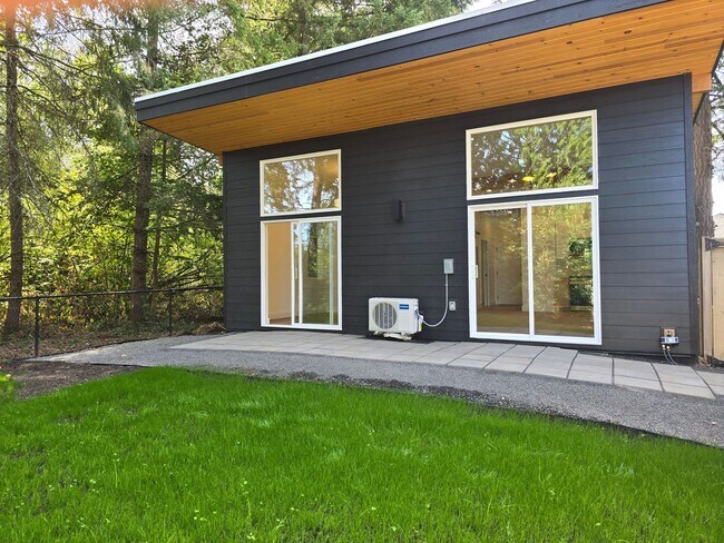 Foto del edificio - 7024 SW 152nd Ave