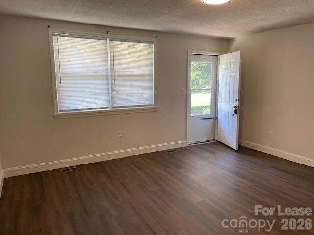 Foto del edificio - 802 Spencer Rd