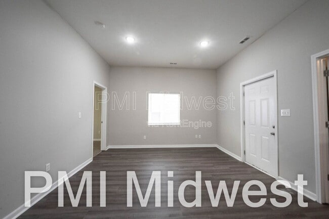 Foto del edificio - 925 N Sheffield Ave