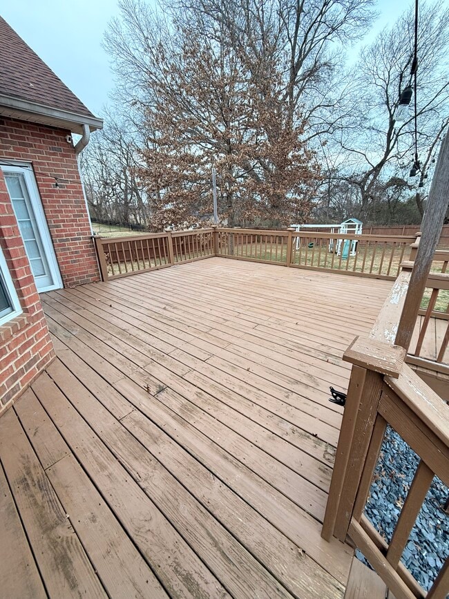 Foto del edificio - 129 Thoroughbred Way