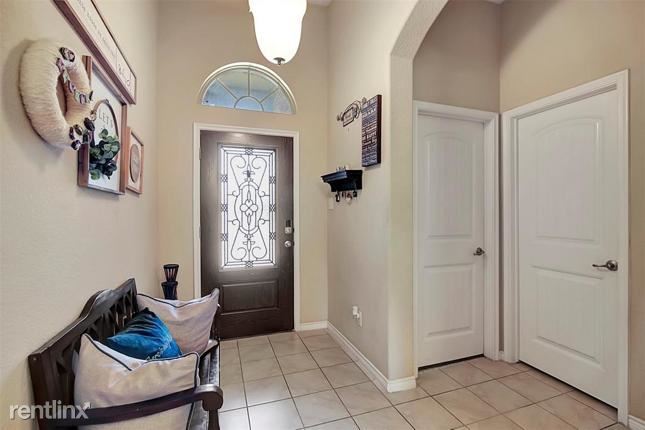 Foto del edificio - 3 br, 2 bath House - 1005 Lake Summit Drive