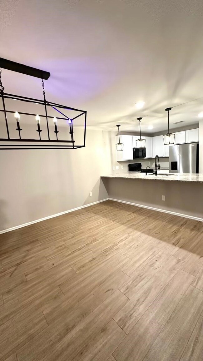 Foto del edificio - 236 Rustic Ridge Cir