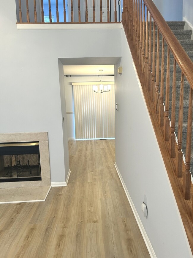 Building Photo - 30 Lancaster Cir