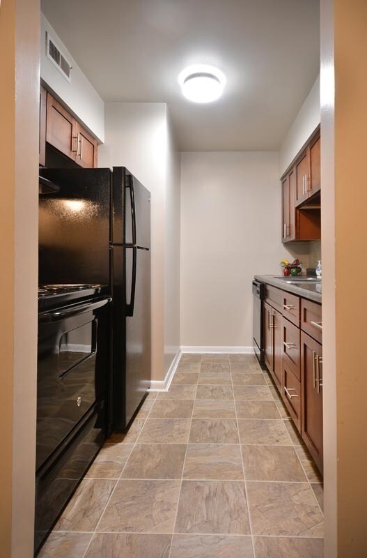 Interior Photo - Symmes Townhomes & Apartments