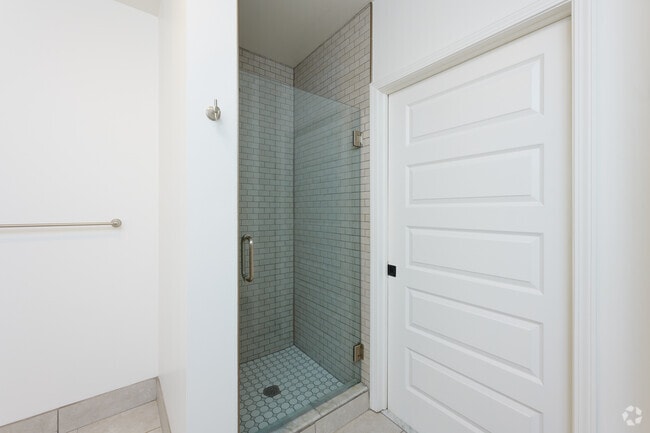 2BR, 1BA – 1,415SF Bathroom - 1255 Lofts