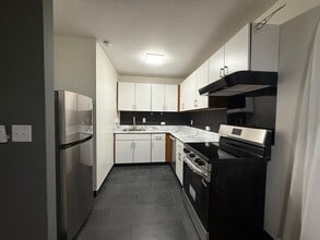 Building Photo - 1016 W Baltimore Pike