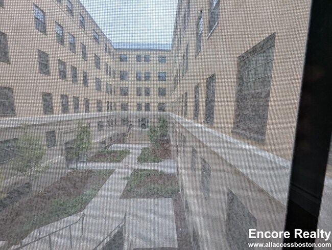 Foto del edificio - 1200 Massachusetts Ave