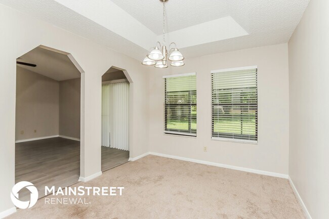 Foto del edificio - 1388 Tilberg Ave NW