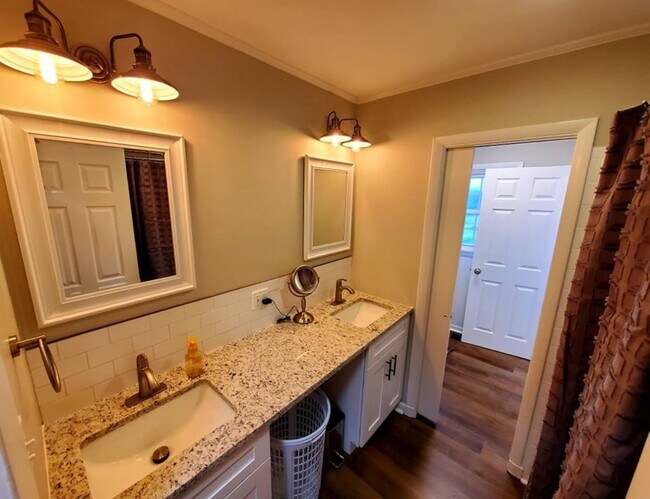 Foto del edificio - 3351 Kearneysville Pike