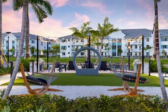 Building Photo - Elan Palm Reserve