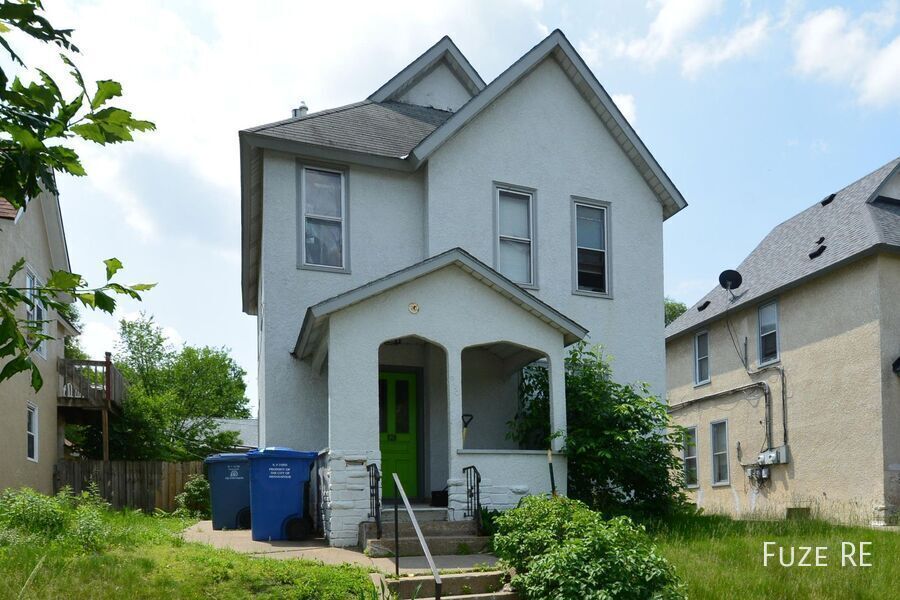 Foto principal - 920 22nd Ave NE