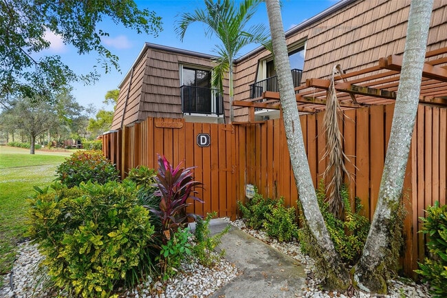 Foto del edificio - 9142 SW 23rd St