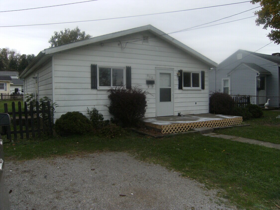 Front Elevation - 912 Garfield Ave
