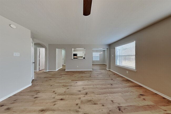 Building Photo - 4818 Twisting Rd