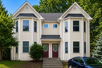 Building Photo - 104 Barbour Dr