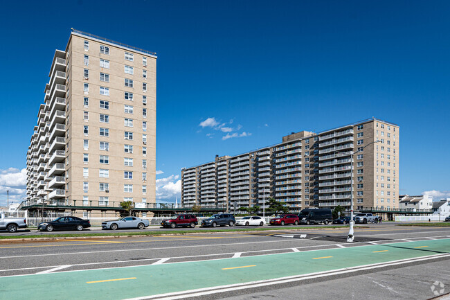 Building Photo - Dayton Beach Park