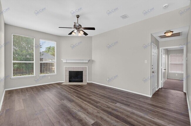 Foto del edificio - 7297 Chinquapin Dr