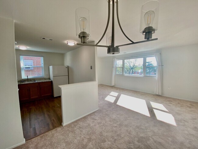 Building Photo - 7023 Lindbergh Blvd