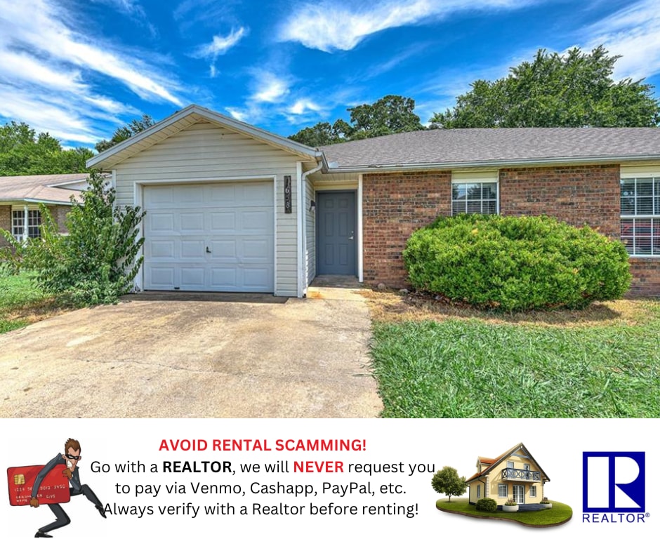 "Homey 3-Bed Townhouse on North Boxley Ave... - "Homey 3-Bed Townhouse on North Boxley Ave...