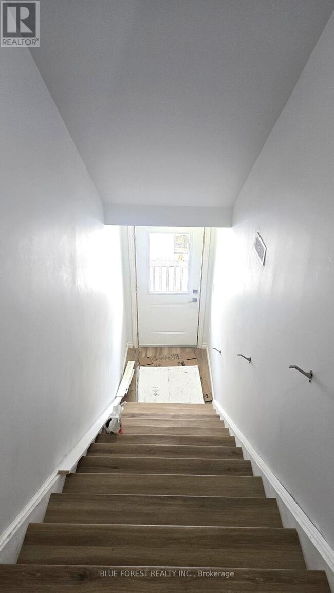 Building Photo - 339 Spruce St