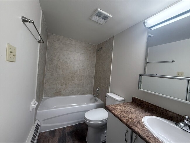 Building Photo - Kennard Place