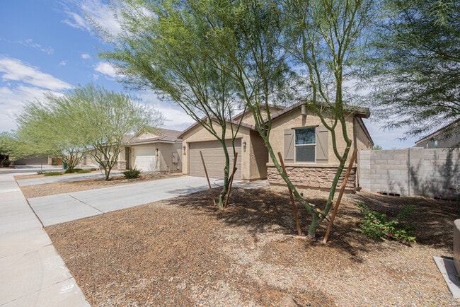 Foto del edificio - 12448 W Gardenia Ct