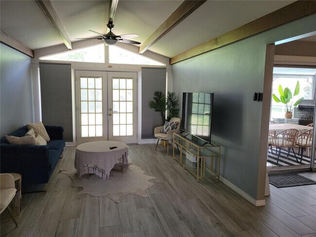 Building Photo - 8402 Blackstone Ct