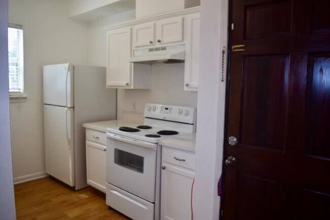 Foto del edificio - 2302 Colorado St