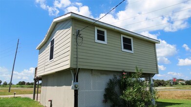 Building Photo - 4011 Vista Blvd