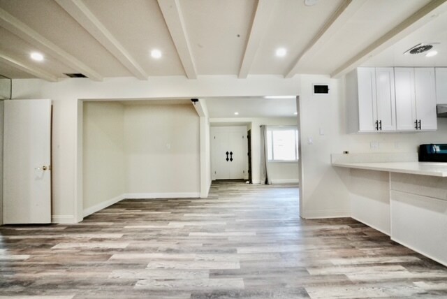 Foto del edificio - 22148 Welby Way