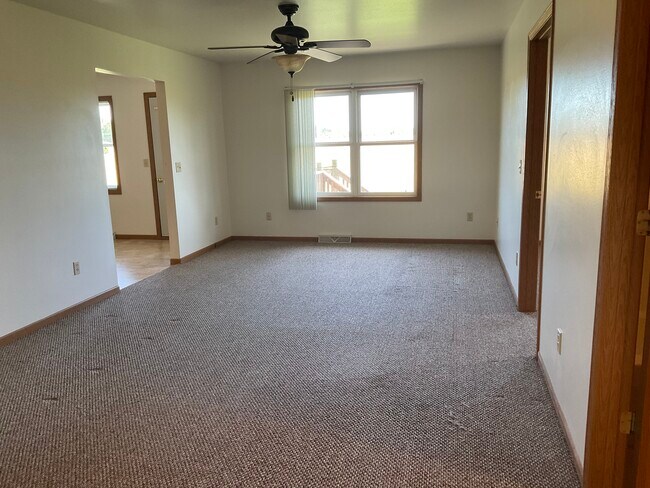 Sala de estar - 527 Wellington Dr