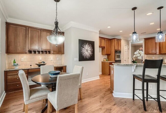 Dining Room - 1320 Crestbrook Dr
