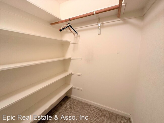 Building Photo - 2 br, 1 bath House - 24 Jennifer Pl