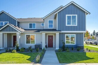 Building Photo - 77 E Lupine Ln