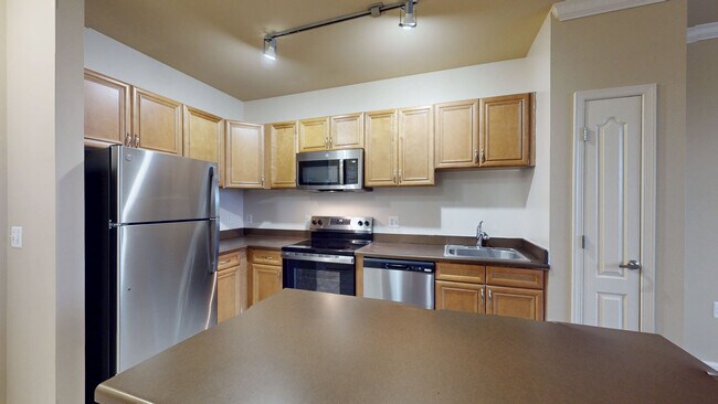 Interior Photo - Signal Hill Apartment Homes