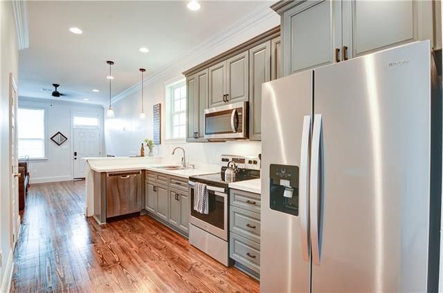 kitchen - 2804 Orleans Ave