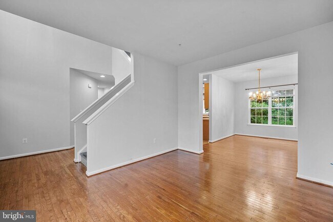 Foto del edificio - 21375 Lookout Dr