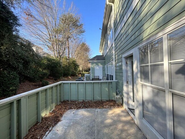 Building Photo - 17438 Tuscany Ln