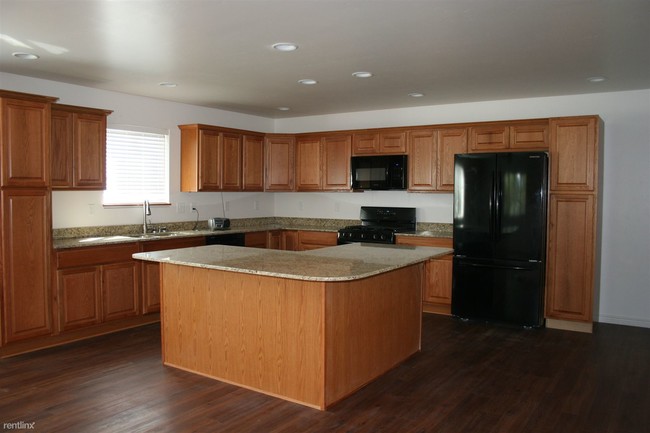 Building Photo - 2 br, 1 bath Apartment - 5455 Hwy 93 South