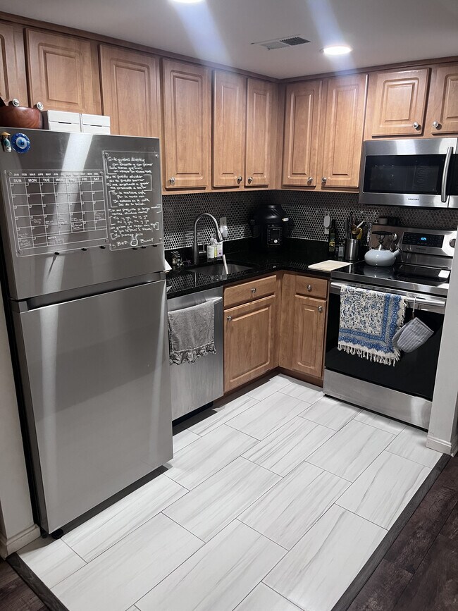 Foto del edificio - 1124 25th St NW