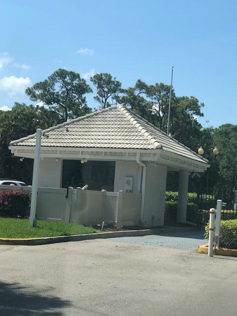 Building Photo - 301 Harbour Pointe Way