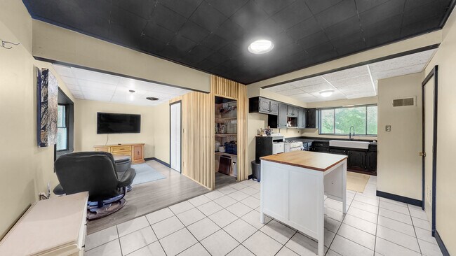 Foto del edificio - 2249 W Norfolk Rd