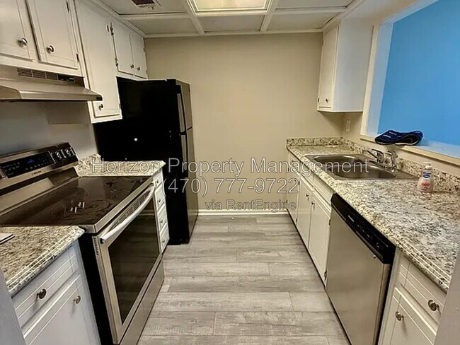 Foto del edificio - 3925 Mountain View Rd