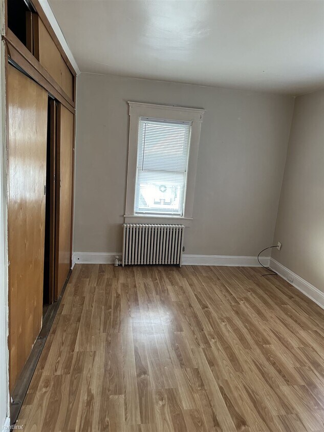 3 br, 1 bath Duplex 431 16th Avenue 2 Townhome Rentals in Scranton PA