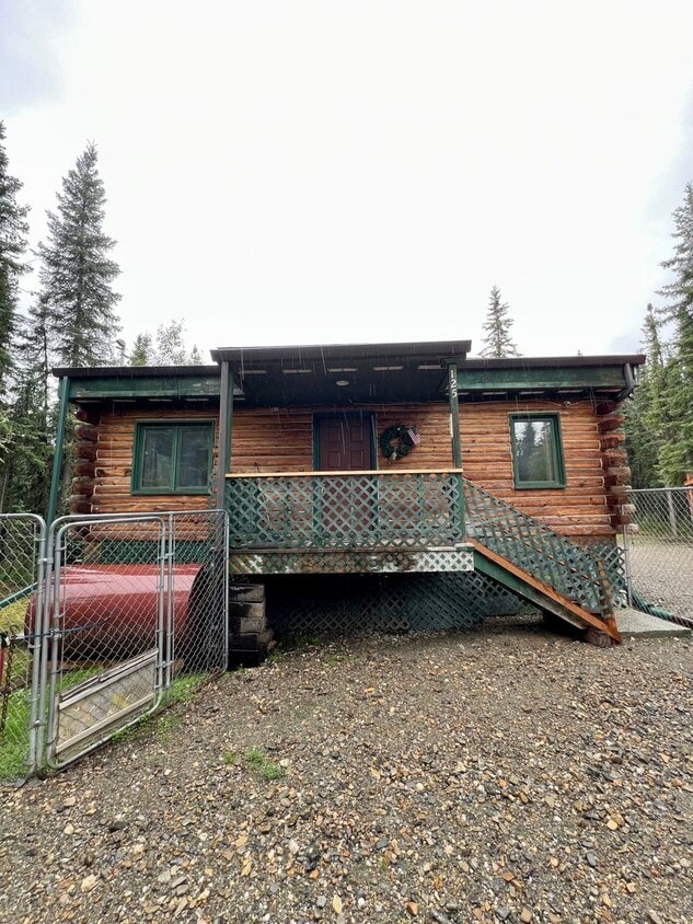Primary Photo - Charming 2-Bedroom Home in Fairbanks – Pet...